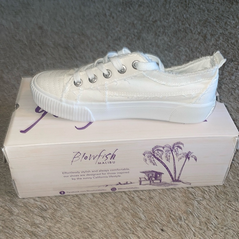 Brand new Malibu Shoes